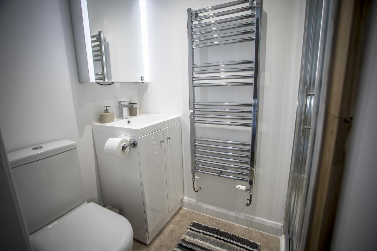 Waters Edge Holiday Apartments Benllech Ngoại thất bức ảnh